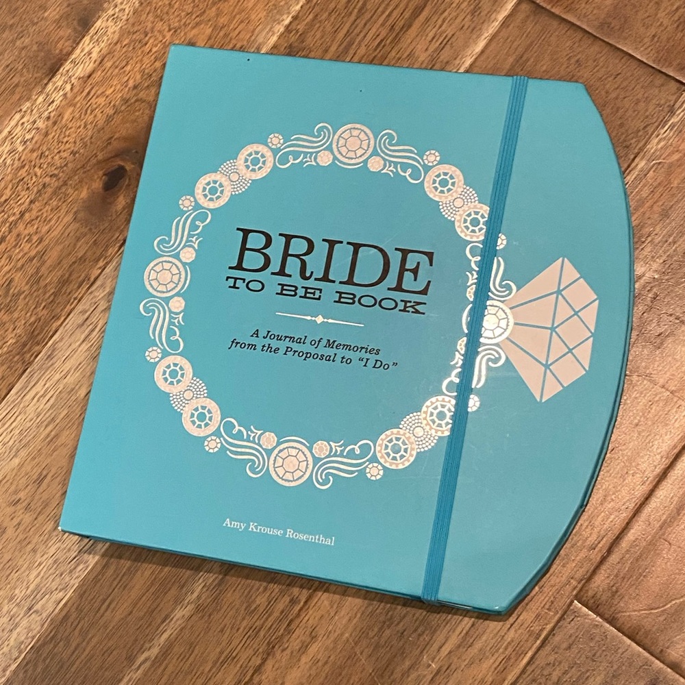 BRIDE TO BE BOOK 👰